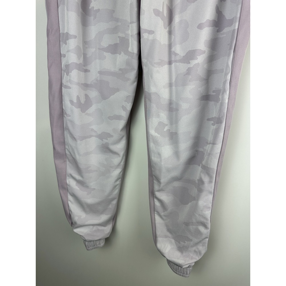 Athleta Brooklyn Lined Camo Jogger Pants Shasta Purple Taper Pants Size 0 Sporty - Picture 12 of 14